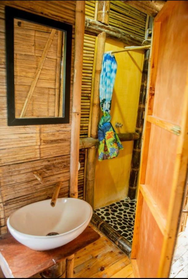 Hotel Guatape Adrianas Bambu Exterior foto